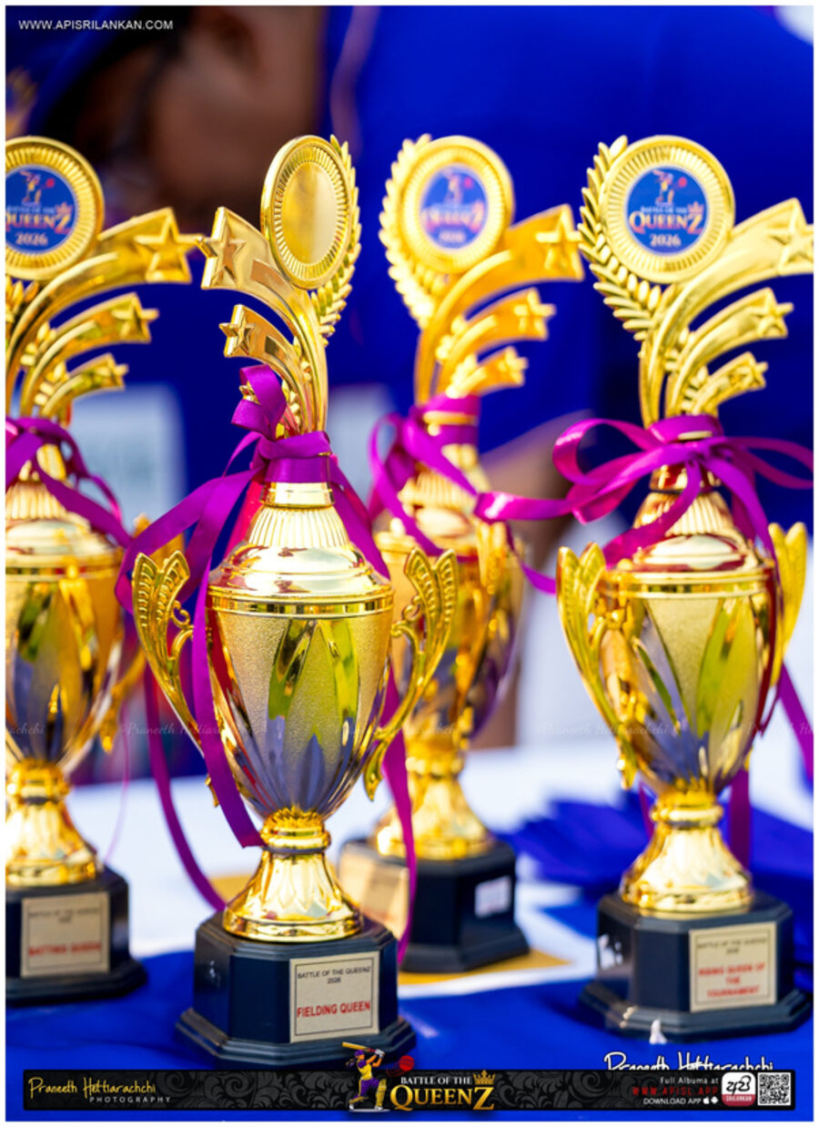 Trophy stand